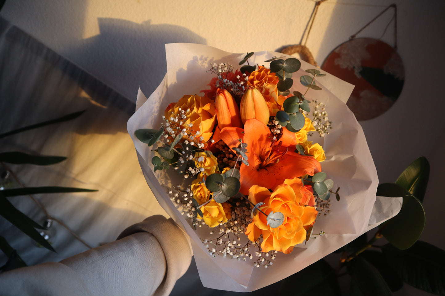 Rosenbouquet mit Lilie